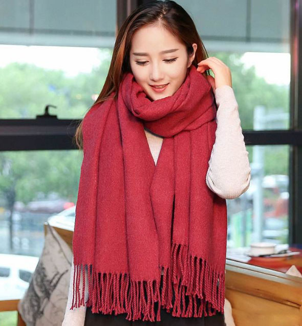 羊绒围巾怎么保养 羊绒围巾清洗的正确方法 羊绒围巾怎么保养 羊绒围巾清洗的正确方法